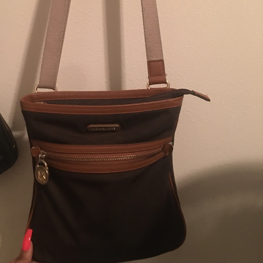Long strap Michael Kors purse